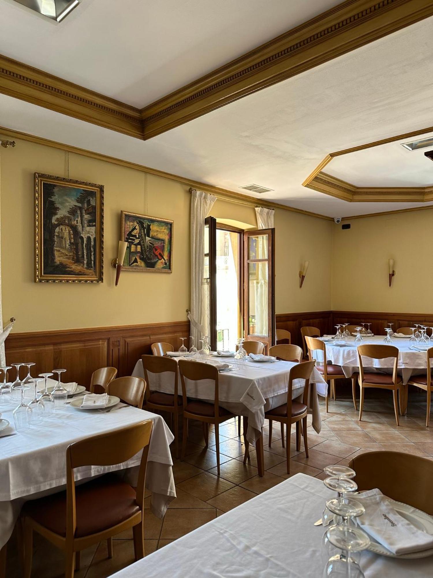 Hostal Restaurante Boccalino León Zewnętrze zdjęcie